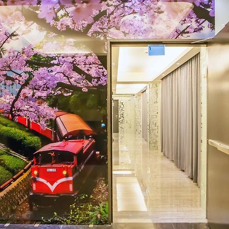 Vintage Apple Hotel Taipei Esterno foto
